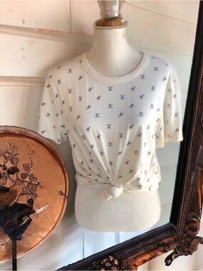 Zoe + Liv Front Knot Crop Top